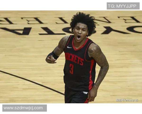 杰登艾维的崛起之路：从大学新星到NBA未来之光