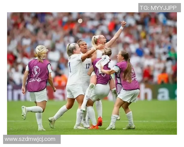 英格兰女足迎战噶麦隆队展现实力与激情的巅峰对决